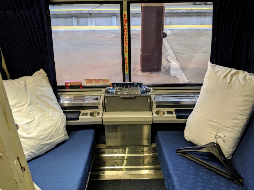 Overnight Amtrak_2_Roomette
